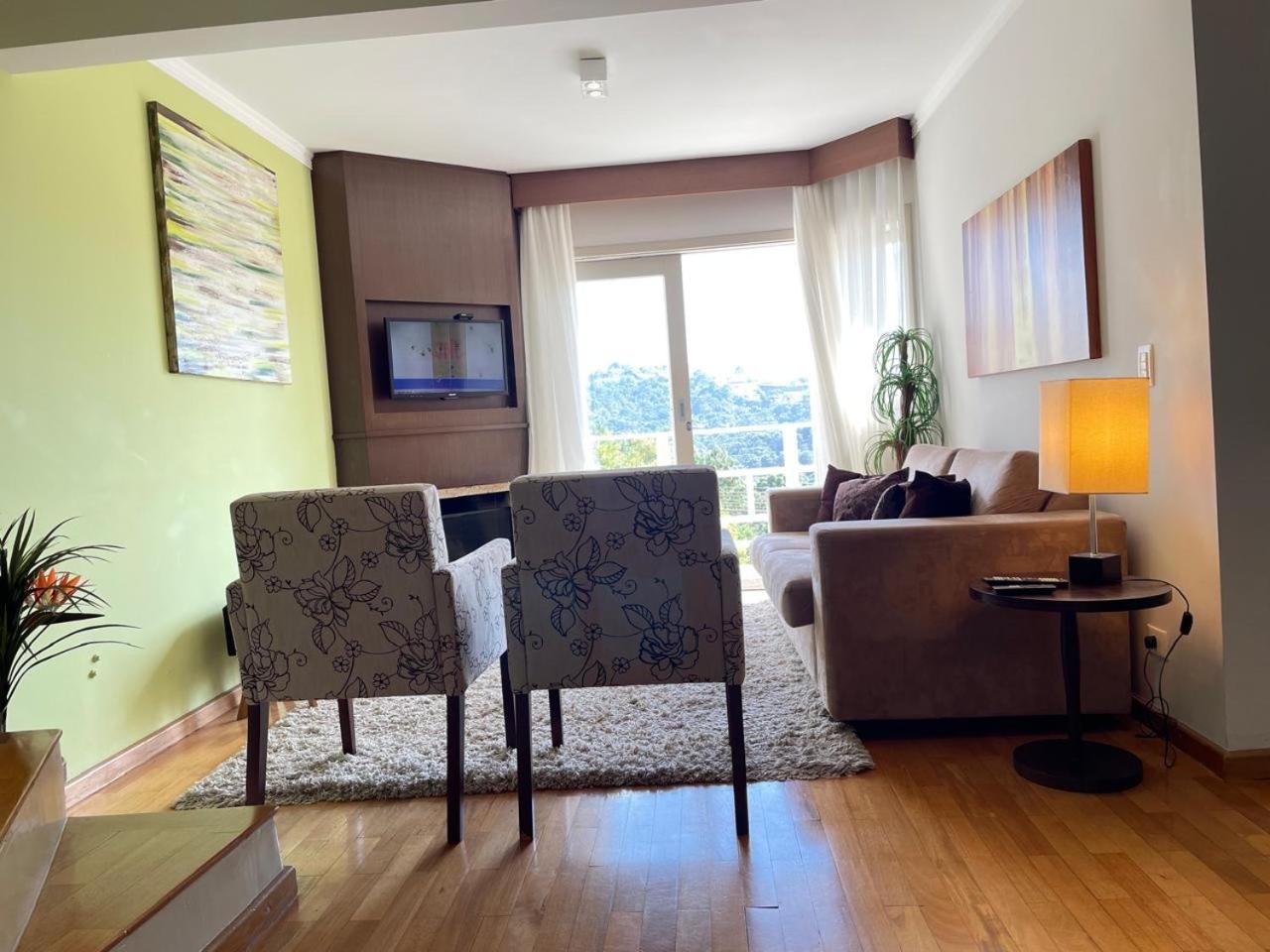 Apartamento Cobertura Duplex Em Capivari-campos Do Jordao